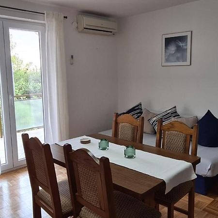 Apartmani Jelena Petrcane Eksteriør billede