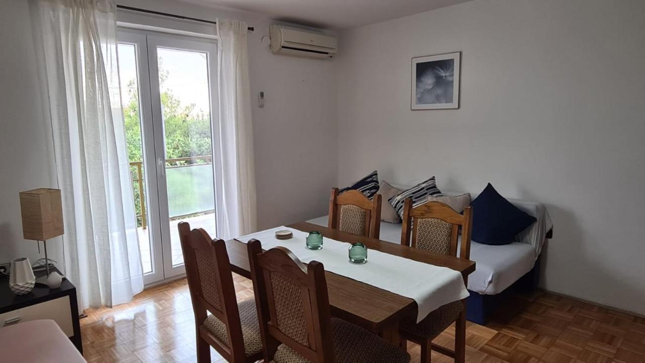 Apartmani Jelena Petrcane Eksteriør billede